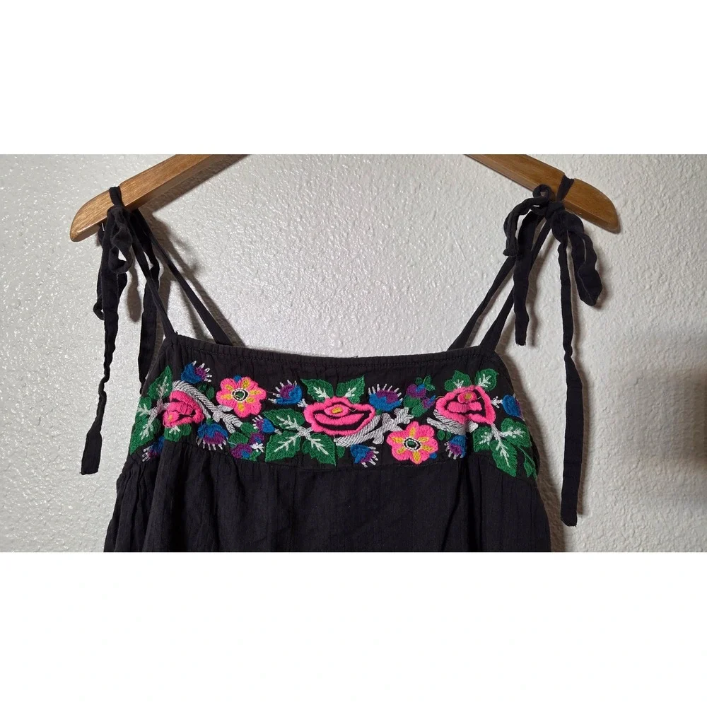 Urban Outfitters Black Embroidered Floral Tiered Mini Dress Boho Tie Strap Small